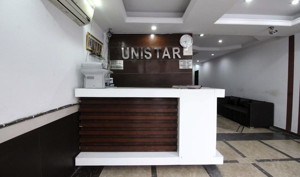 Hotel Unistar Nueva Delhi Exterior foto