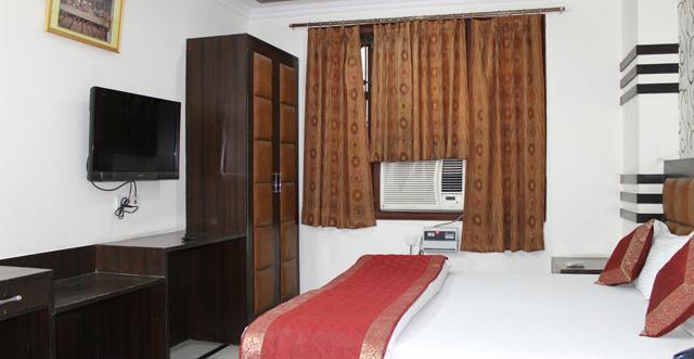 Hotel Unistar Nueva Delhi Exterior foto