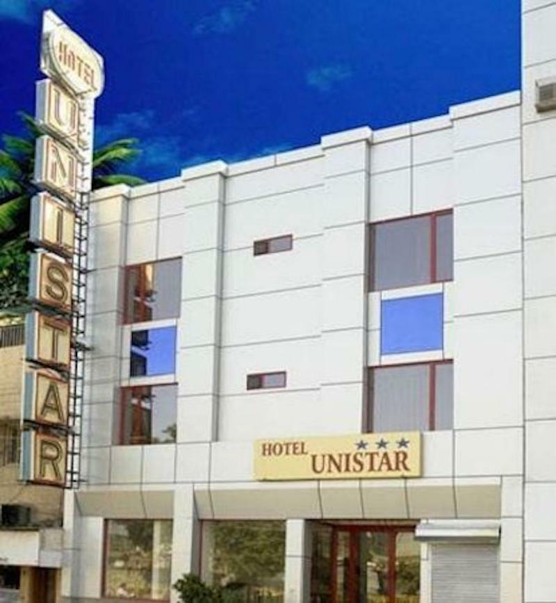 Hotel Unistar Nueva Delhi Exterior foto