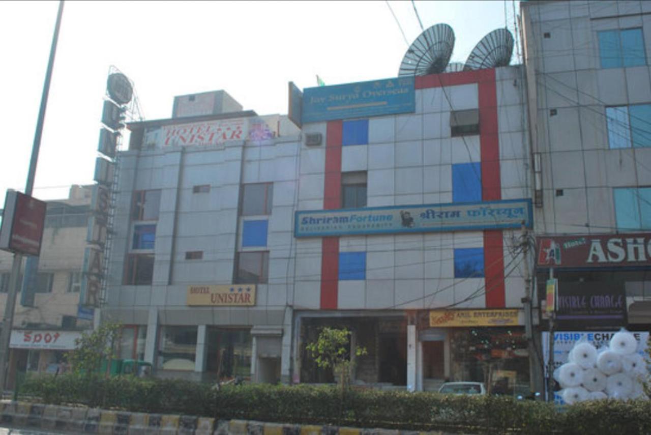 Hotel Unistar Nueva Delhi Exterior foto